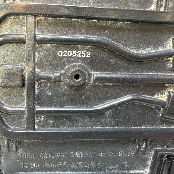 Jada 1955 Chevy Stepside Pickup 1:24 Scale Model Black Missing mirror - Picture 9 of 11